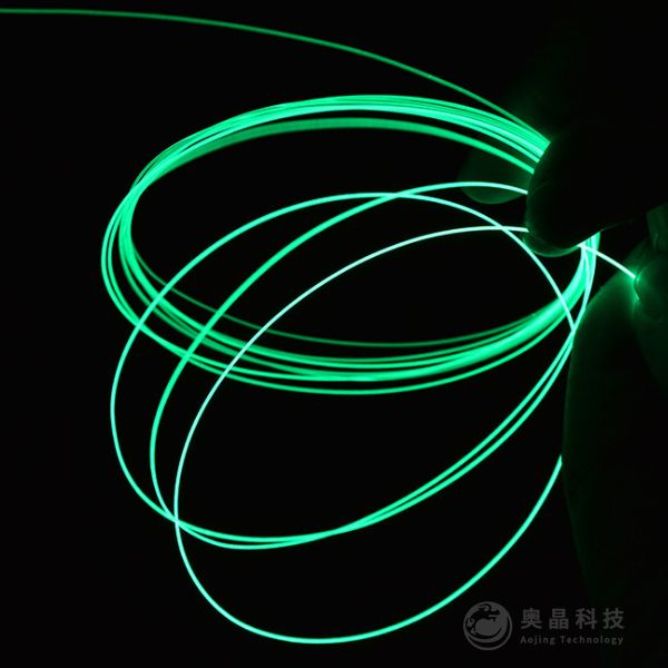 Fine diameter side light emitting fiber